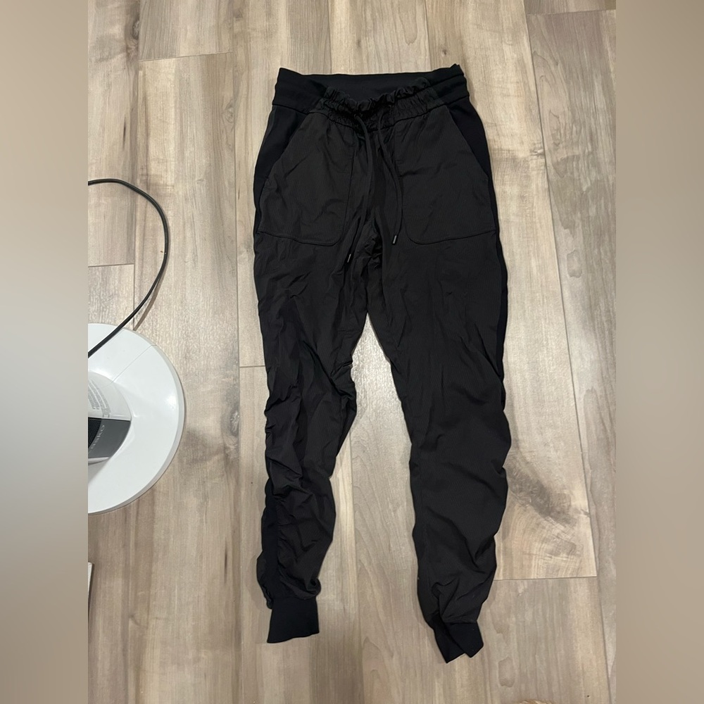 Lululemon joggers
